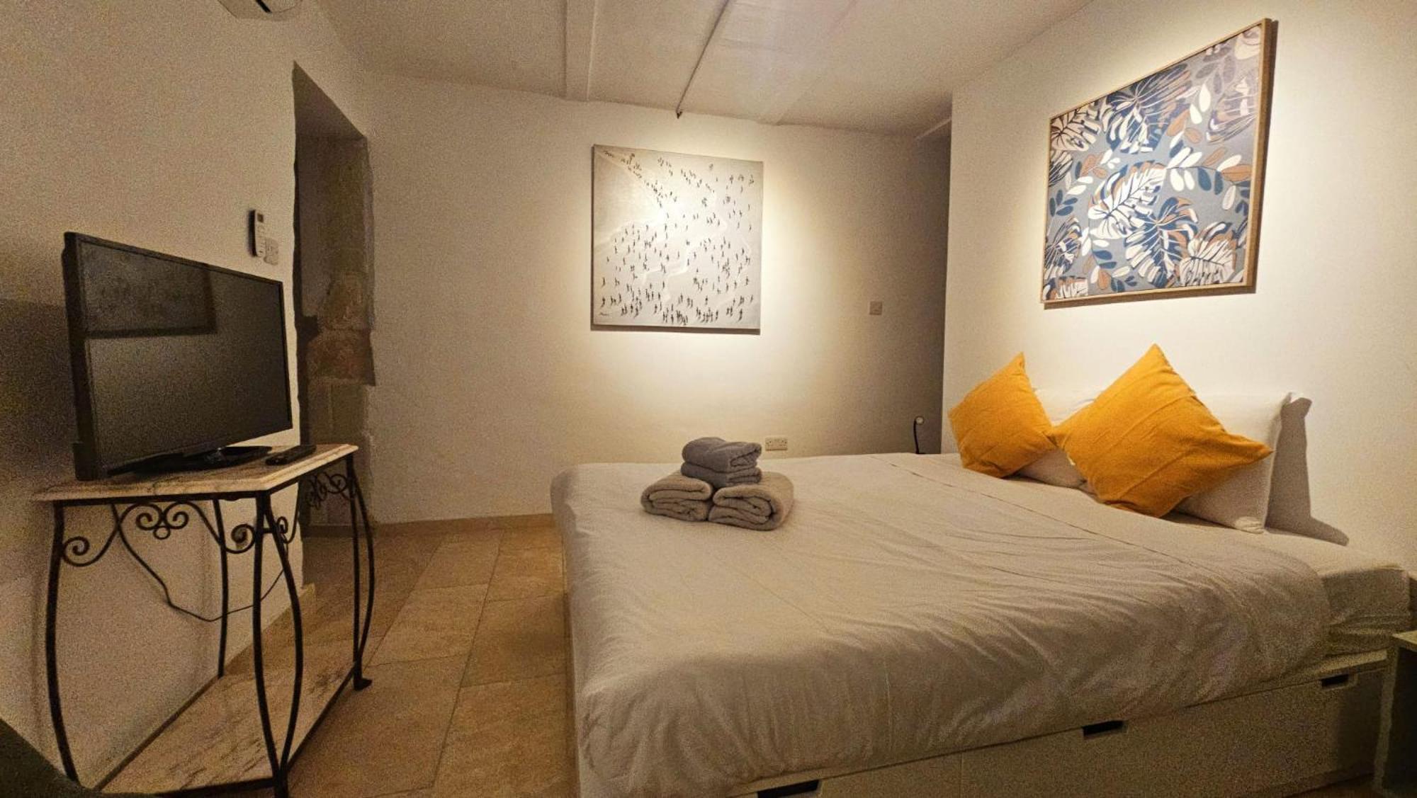 Gunlayer Maisonette Floriana Kültér fotó