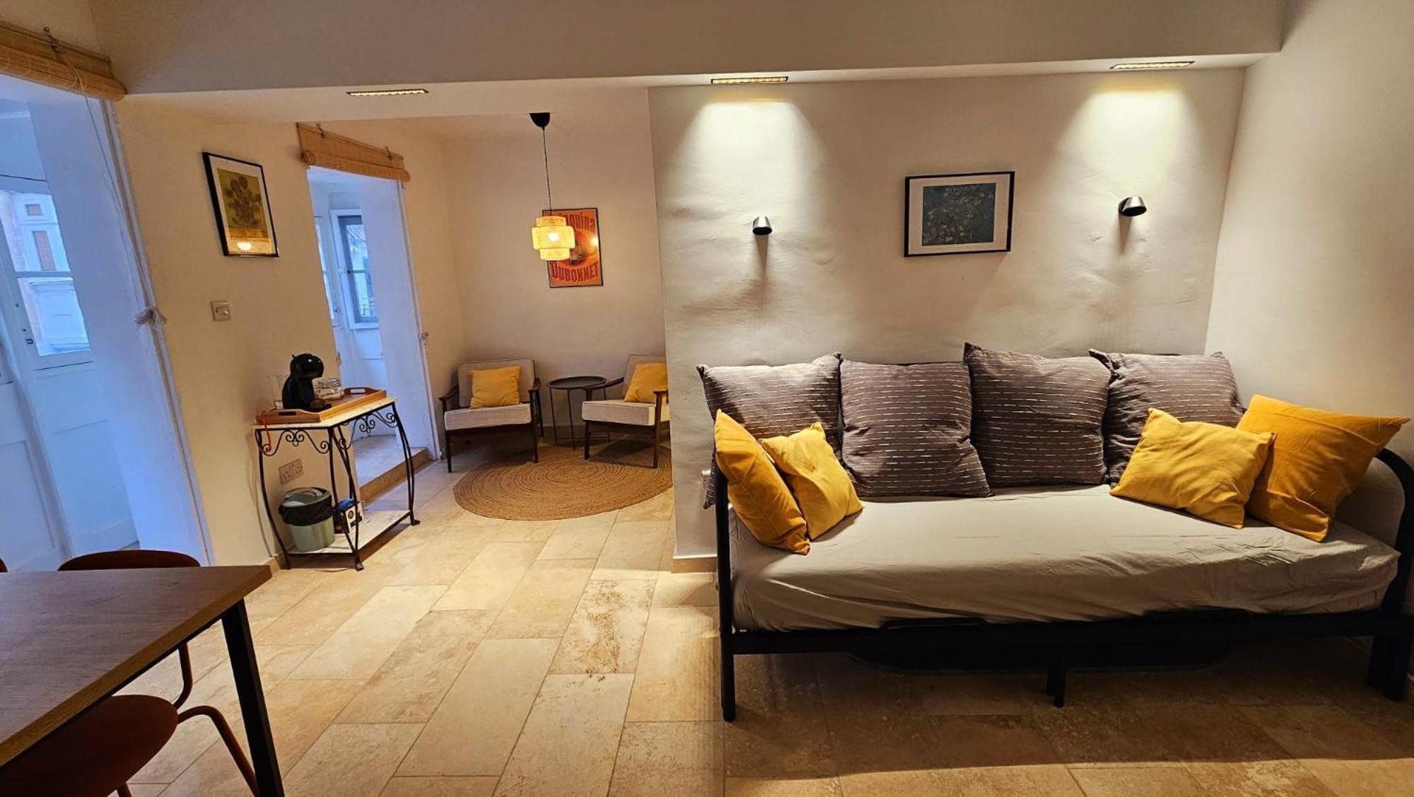Gunlayer Maisonette Floriana Kültér fotó
